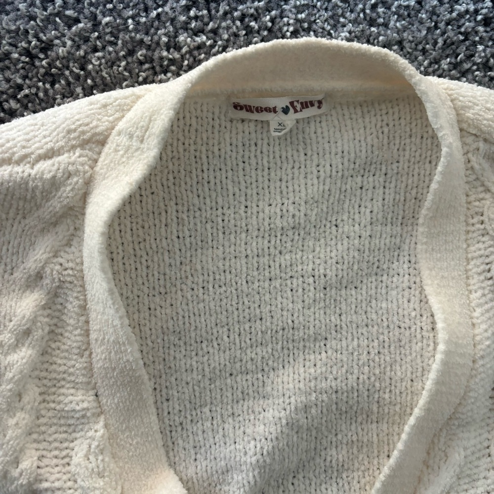 Cable Knit Cardigan - Picture 2 of 3
